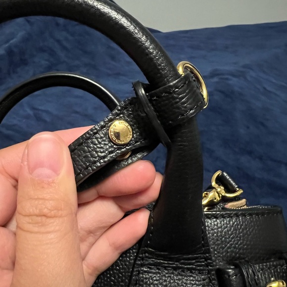 BLACK LEATHER BURBERRY $750 ‼️ - Picture 7 of 8